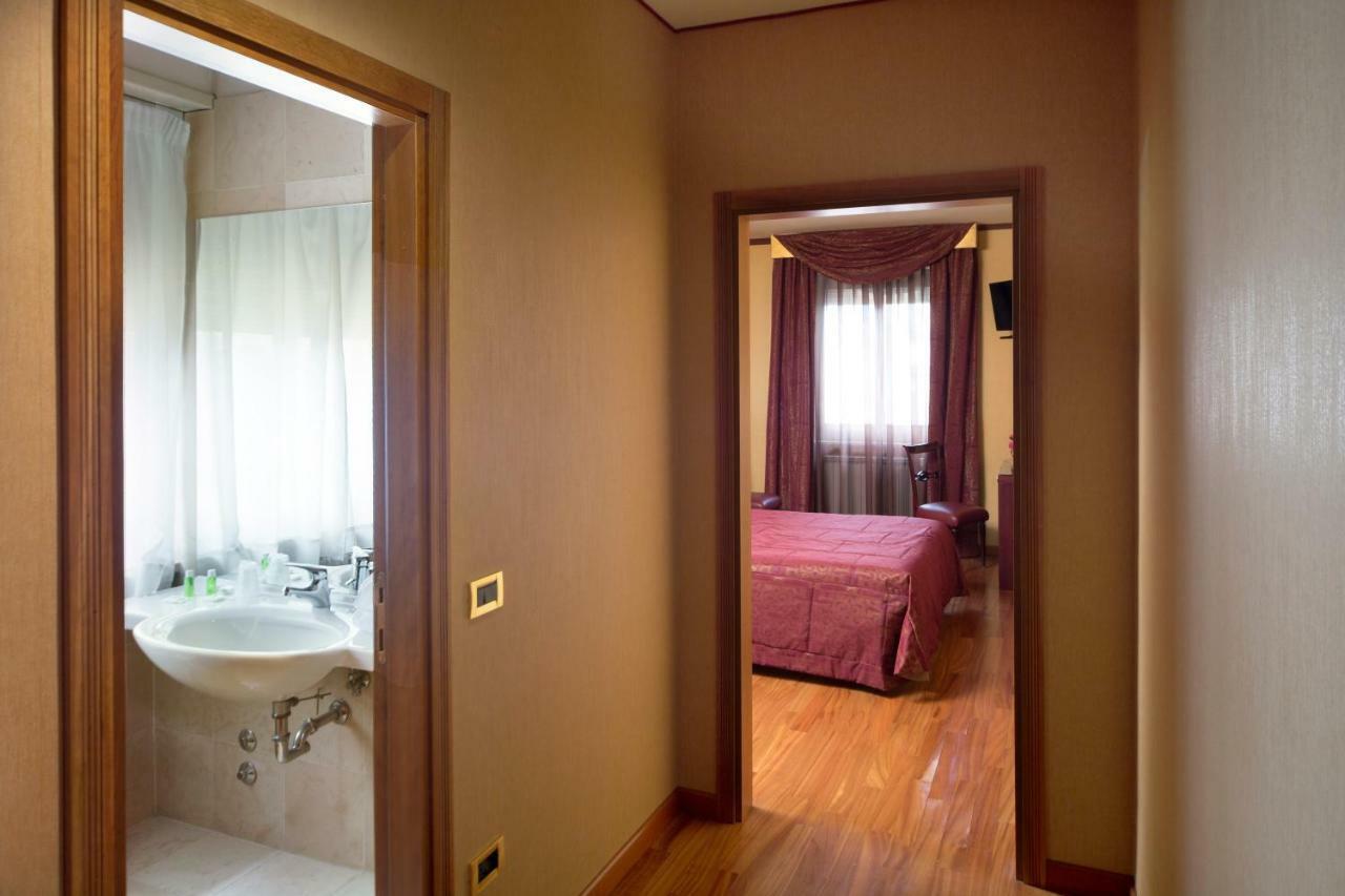 Hotel De Paris Terni Exterior photo